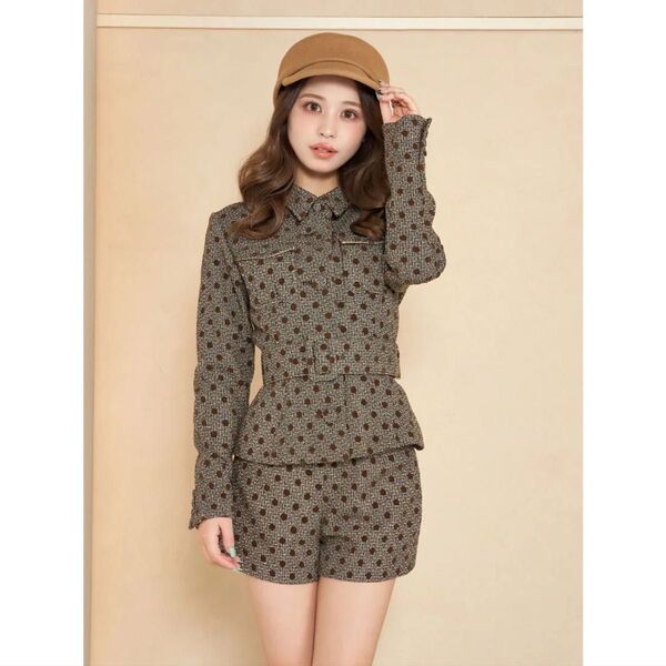 ダーリッチ☆ Darich☆フロッキードットジャケット&ショートパンツ☆セットアップ