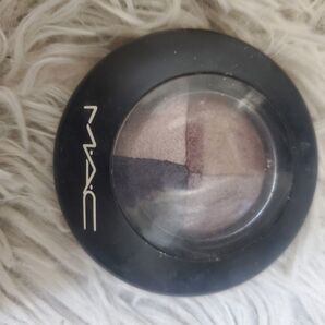MAC アイシャドー