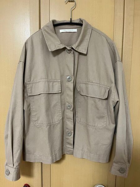 レイカズン ジャケット ショート アウター ベージュ