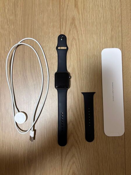 Apple Watch Series 3 GPSモデル 42mm【中古品】