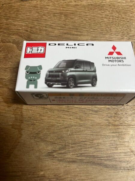 トミカ デリカミニ 非売品