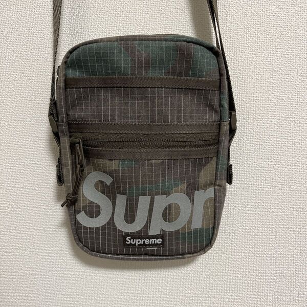 supreme シュプリーム ショルダーバッグ 迷彩柄