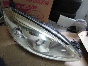 ..:CWEAW Premacy original head light right R lamp K2442 C513-50040 P9562