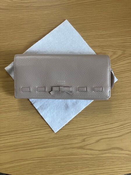 ニナリッチ NINA RICCI 長財布 レザー リボン ビーナスパース