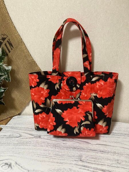 ハンドメイド☆大きなボタンのトートバッグ