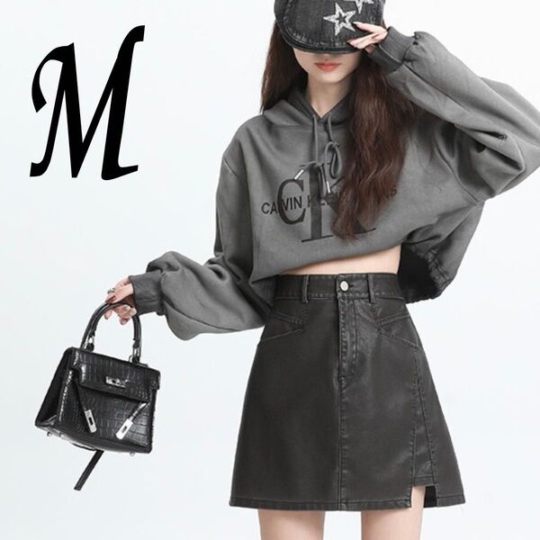 〈M〉黒 ミニスカート レザー風 フェイクレザー ハイウエスト タイト マイクロミニ 台形 秋冬 インナー付き ガーリー