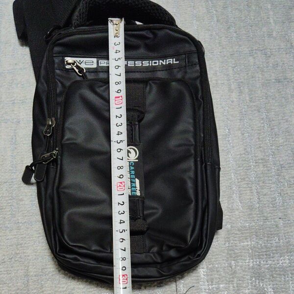 限界価格激安900円早いもの勝ち最終価格です。ボディバッグ未使用保管品