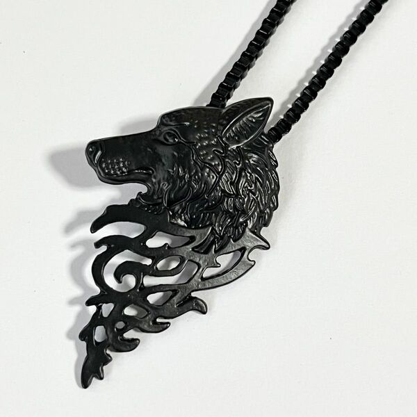 N021-c ネックレス ウルフ オオカミ ヒップホップ 新品 ペンダント 黒色 アクセサリー