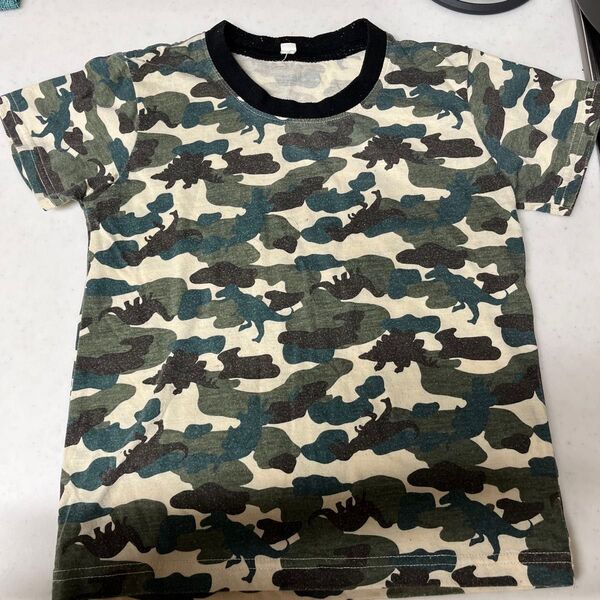 恐竜Tシャツ 120cm Tシャツ 半袖Tシャツ カモフラ柄