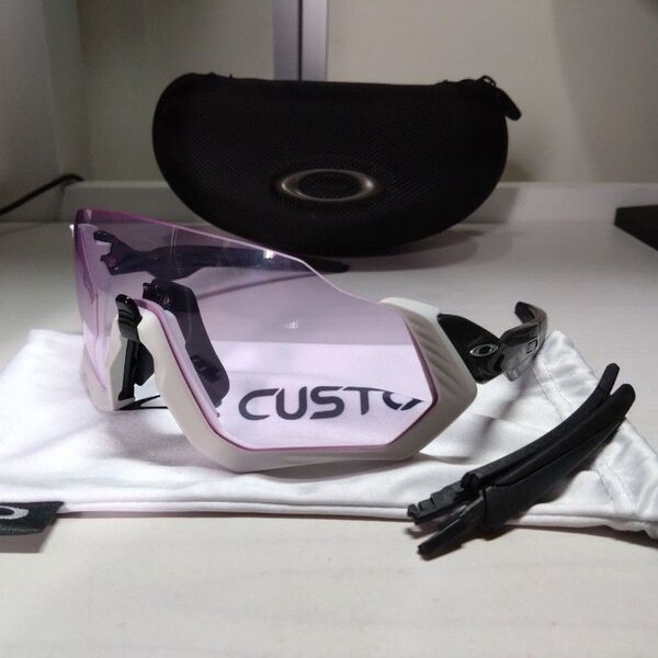 OAKLEY FLIGHT JACKET オークリー フライトジャケット サングラス