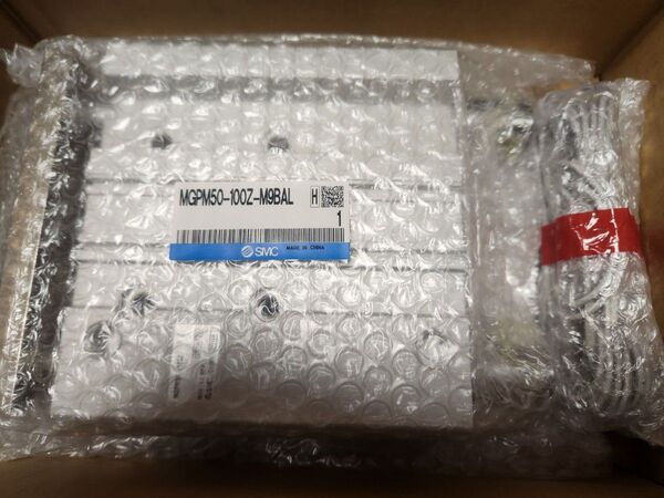 SMC MGPM50-100Z-M9BAL ガイド付薄形シリンダ 1個