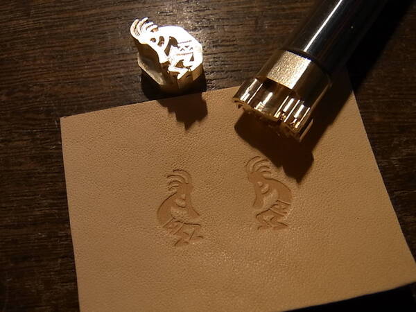 ココペリの刻印 NO.7 打刻仕様 手打ち刻印 レザークラフト ハンドメイド ヌメ革に オリジナル刻印 革細工 革工芸 道具