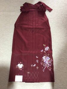 未使用ハカマ　花柄刺繍　袴　　エンジン色はかま