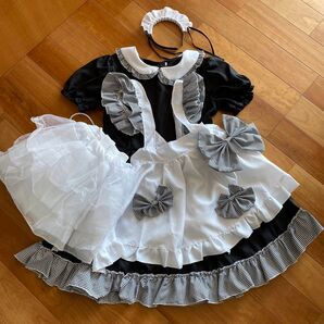 美品☆メイド服パニエ付き Mサイズ