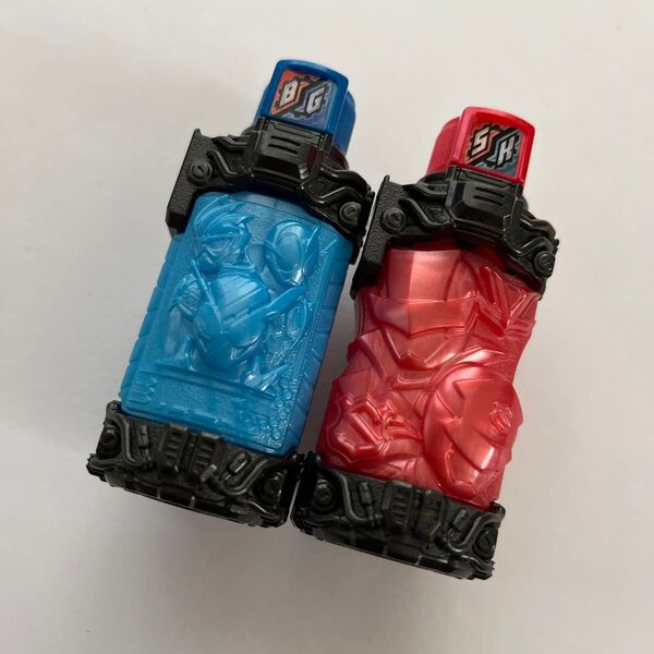 仮面ライダービルド スーパー戦隊フルボトル・ガンバライジングフルボトル