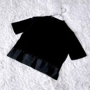 KOBE Ladys 半袖 カットソー ビジュー 裾透け感 ストレッチ ブラック 黒