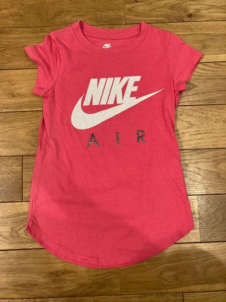 NIKE 半袖Tシャツ 5〜6歳