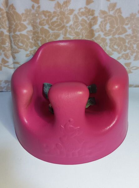 Bumbo ベビーチェア ベルト付き ピンク ベビーソファ