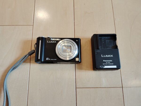 ジャンク Panasonic LUMIX DMC-ZX1 コンパクトデジタルカメラ デジカメ パナソニック 充電器あり