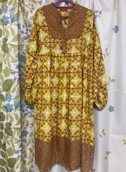 お値下げ★新品 タグ付き★アミナ チャイハネ ティブロワンピース ★ブラウン