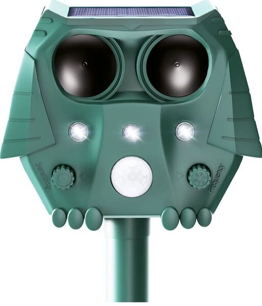 新品★猫よけ 害獣撃退 超音波 ソーラー充電 警報音 強光 ネズミよけ 鳥よけ
