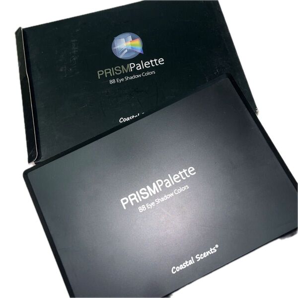 88色 PRISM アイシャドウパレット