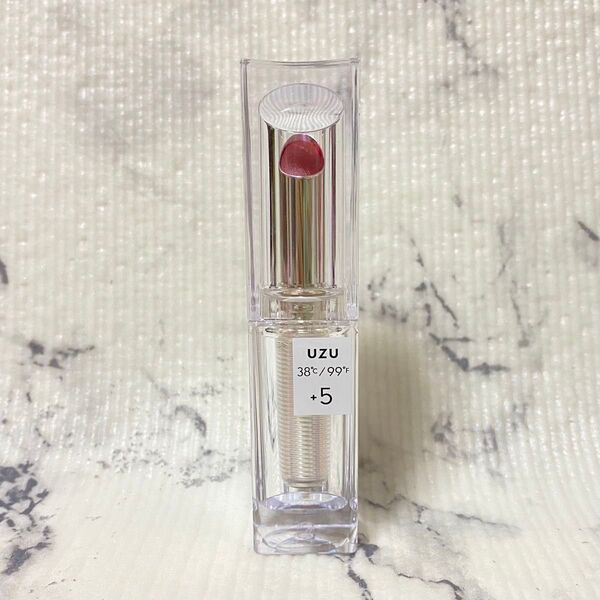 UZU BY FLOWFUSHI リップスティック +5 レッド