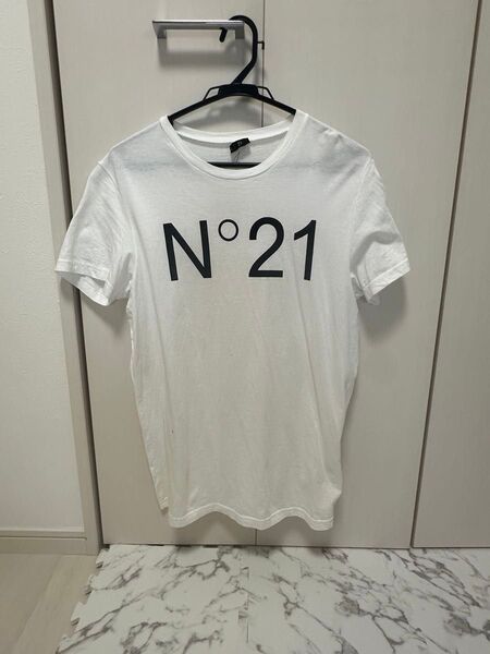 ヌメロヴェントゥーノ 白Tシャツ サイズ16