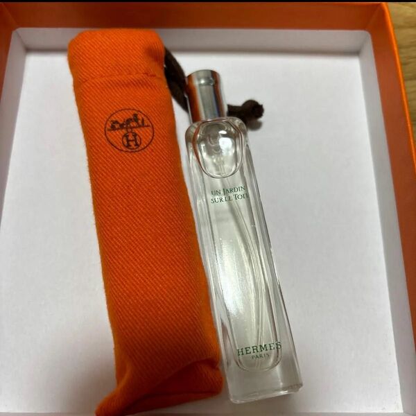 HERMES オードトワレ 屋根の上の庭 香水