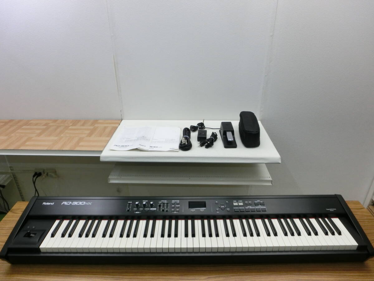 Yahoo!オークション -「roland rd 300」の落札相場・落札価格 Yahoo!オークション -「roland rd 300」の落札相場・落札価格