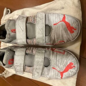 PUMA フットサルシューズ 23.0㎝