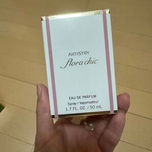 アーティストリー 香水