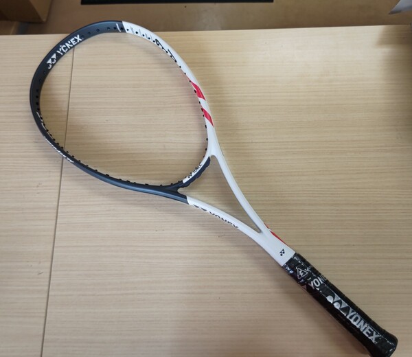 【YONEX VR7V(103)UL1】 YONEX(ヨネックス) ボルトレイジ7V UL1 ホワイト/グレー ソフトテニスラケット 新品未使用 ケース付 前衛向け