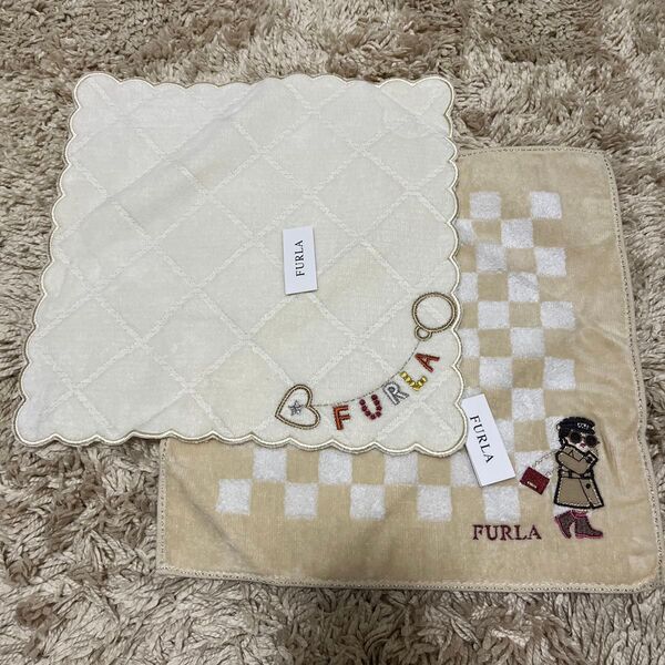 FURLA タオルハンカチ
