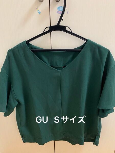 GU カットソー 半袖 グリーン