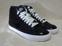 X-girl×Nike BLAZER MID 09 BLACK 24cm US7 BE@RBRICK付属 未使用新品 ベアブリック ブレザー スパンコール 黒 Xガール_画像2