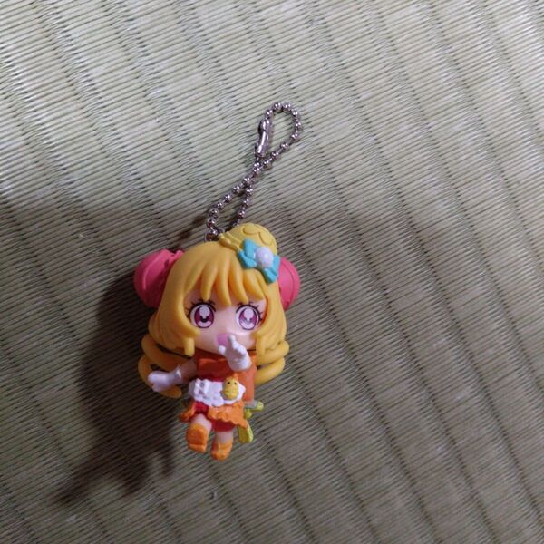 デリシャスパーティ プリキュア キュアヤムヤム キーホルダー マスコット