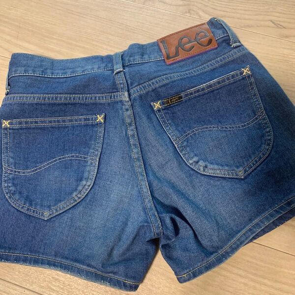 Lee デニムショートパンツ