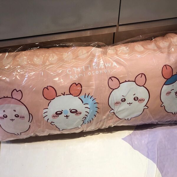 ちいかわ ハチワレ モモンガ カニ カバー付ロング枕 クッション しまむら