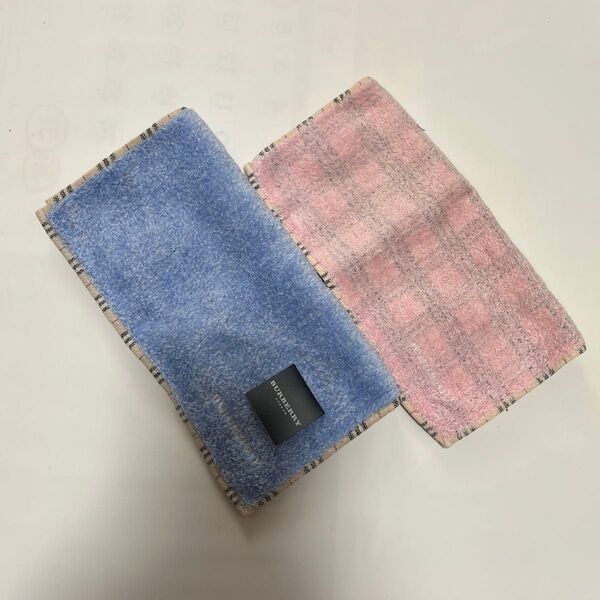 Burberry ミニタオルハンカチ 2枚