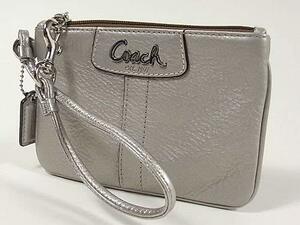 COACHコーチレディース女性用レザーペネロピリストレットポーチ（シルバー）42230