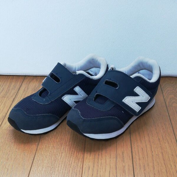 ニューバランス newbalance 400 スニーカー 19cm