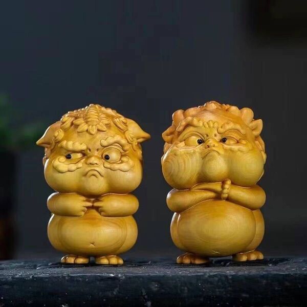 高級木材 木彫り彫刻 神獣 可愛い麒麟 木材 お守り 古美術 開運 高さ約6cm鎮宅辟邪 精密細工仏教美術 セット