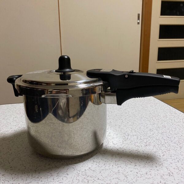 WONDER CHEF家庭用ステンレス圧力鍋6L 家庭用圧力鍋 ワンダーシェフ