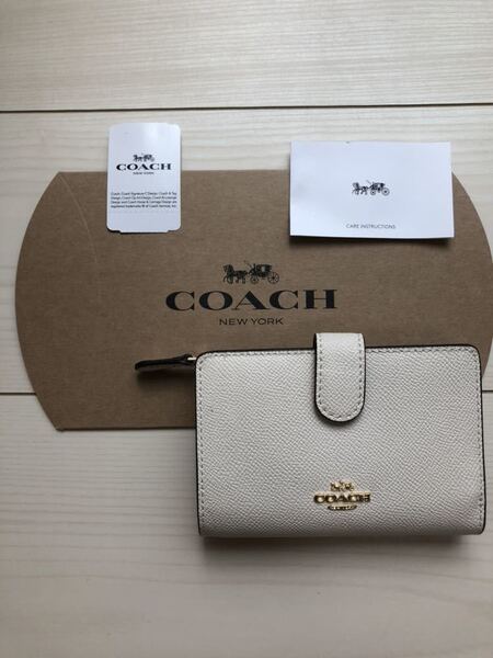 新品 コーチ COACH CSGR MED CRN ZIP 白 ホワイト ウォレット 二つ折り財布