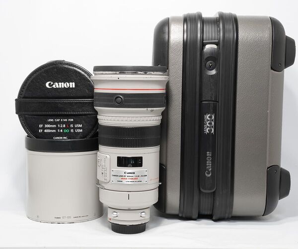 キヤノン EF300mm F2.8L IS USM ケース付き 実用品