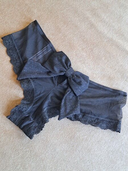 ■新品未使用■ Victoria's Secret ヴィクトリアシークレット メッシュ ショーツ リボン ラメ 表記サイズ M