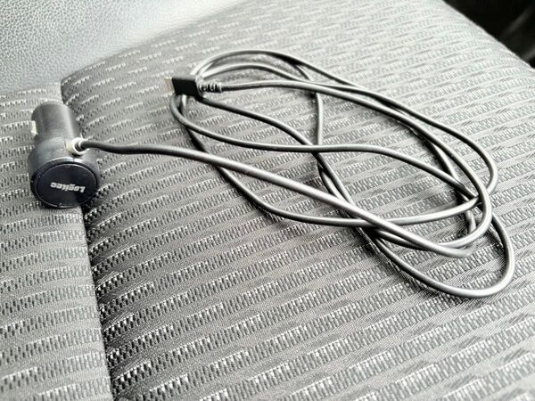 Logitec iPhone充電器 車用 シガーソケット 長さ152cm