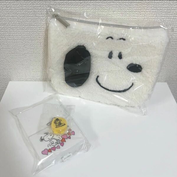 ゼクシィ 2023年 3月号【付録】 LOVE溢れすぎる SNOOPY もふもふマルチポーチ&印鑑ケースSET