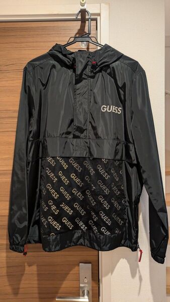 GUESS ナイロンパーカー ハーフジップ 中古品